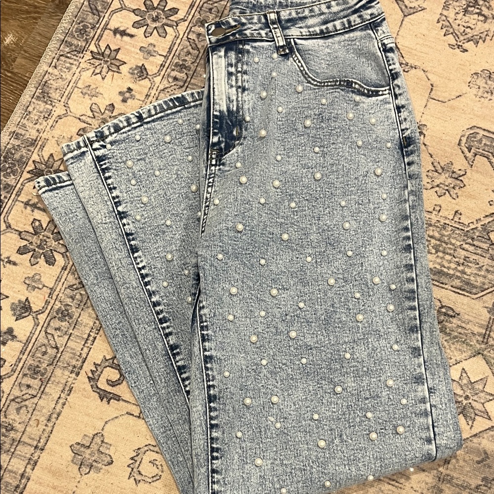 Pearl-Embellished Women's Jeans💗